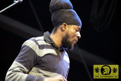 Jah Mason (Jam) with The House Of Riddim Band 16. Chiemsee Reggae Festival - Übersee - Main Stage 28. August 2010 (7).JPG